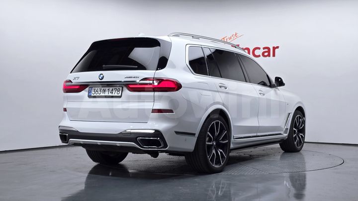 BMW X7 2022 — 2