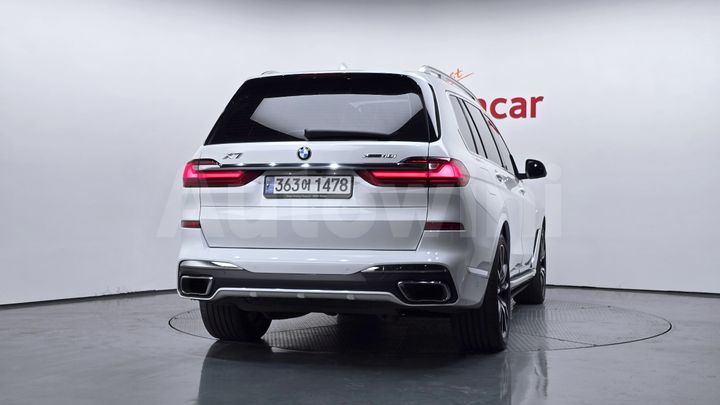 BMW X7 2022 — 4