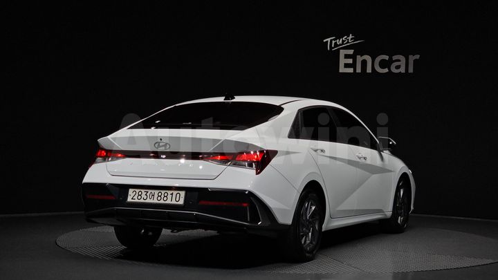 Hyundai Avante 2024 — 2