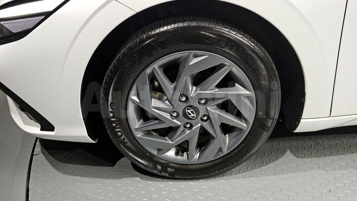 Hyundai Avante 2024 — 5
