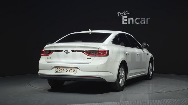Renault SM6 2019 — 2