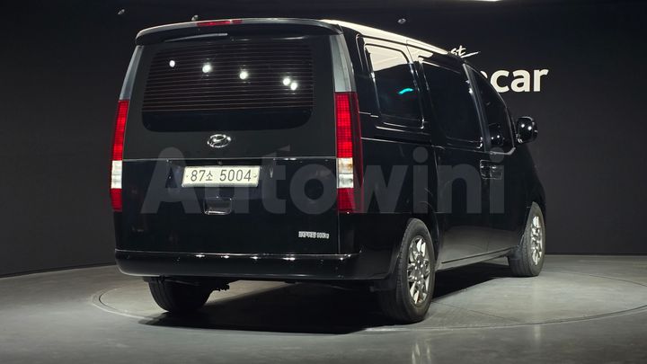 Hyundai Staria 2022 — 2