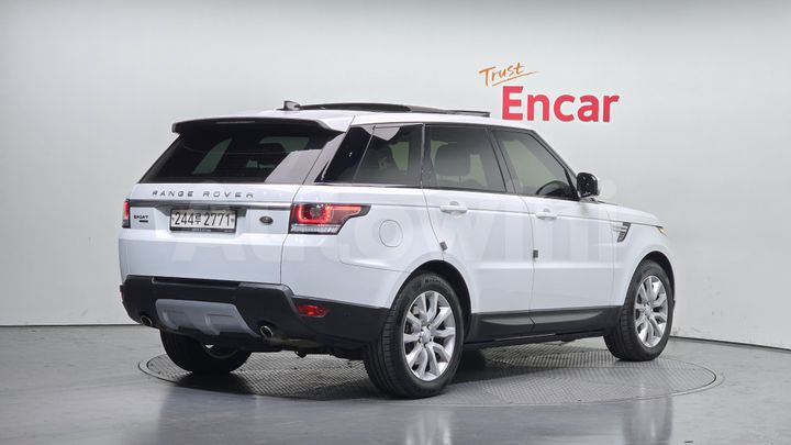 Land Rover Range Rover Sport 2017 — 2
