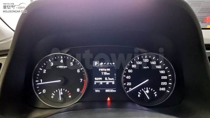 Hyundai Avante 2017 — 5
