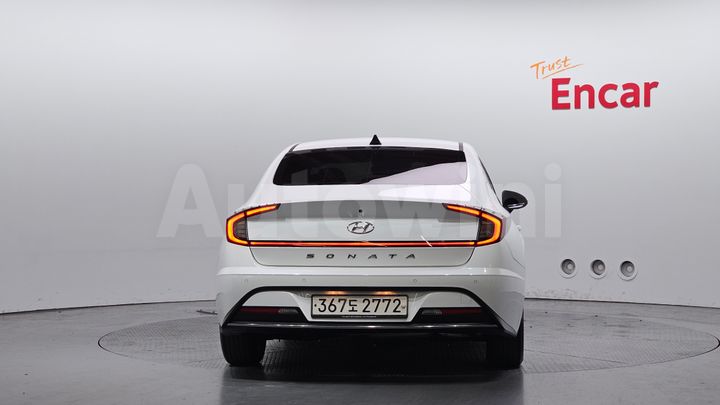 Hyundai Sonata 2021 — 4