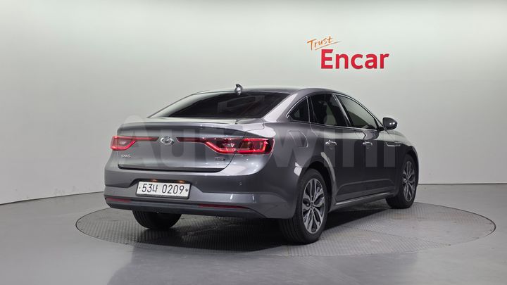 Renault SM6 2016 — 2