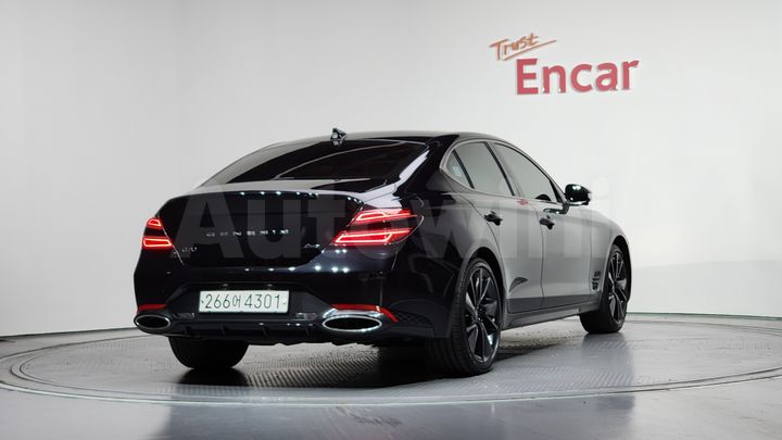 Genesis G70 2021 — 2