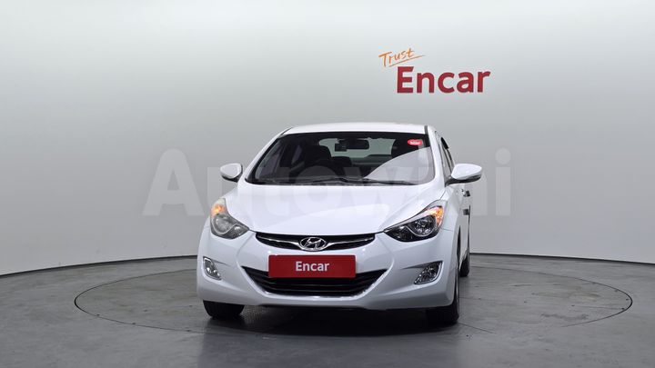 Hyundai Avante 2013 — 3