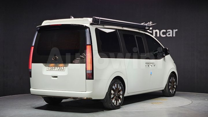 Hyundai Staria 2024 — 2