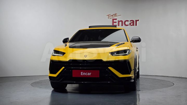 Lamborghini Urus 2024 — 3
