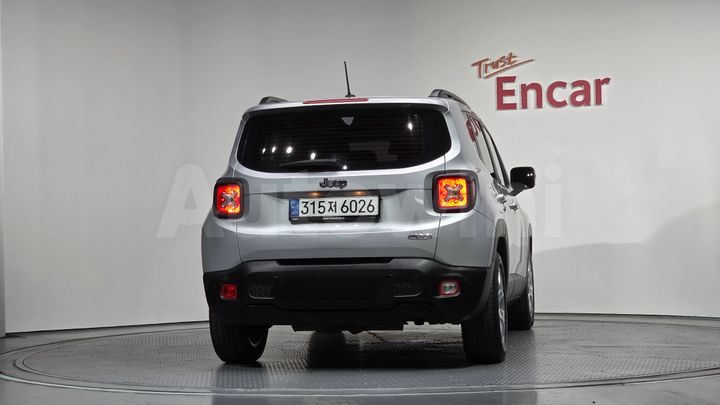 Jeep Renegade 2017 — 5