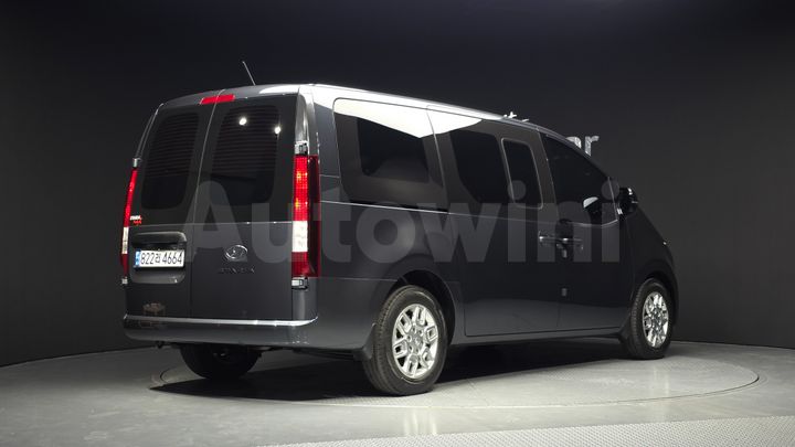 Hyundai Staria 2022 — 2