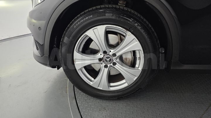 Mercedes Benz GLC Class 2017 — 5