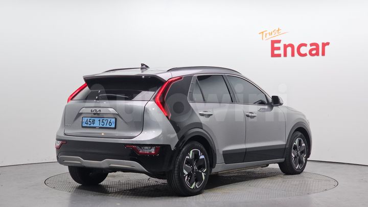 Kia Niro 2023 — 2