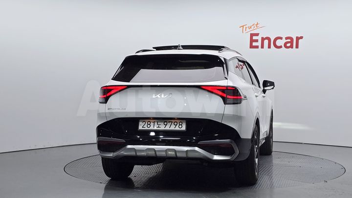 Kia Sportage 2023 — 3