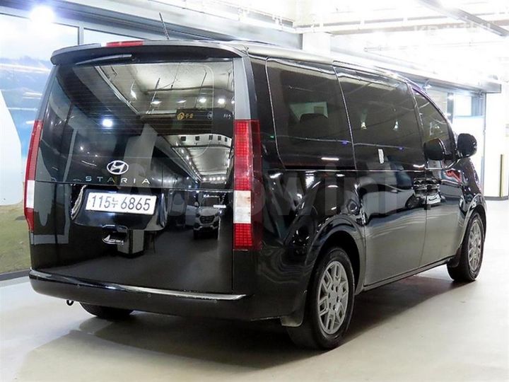 Hyundai Staria 2022 — 4