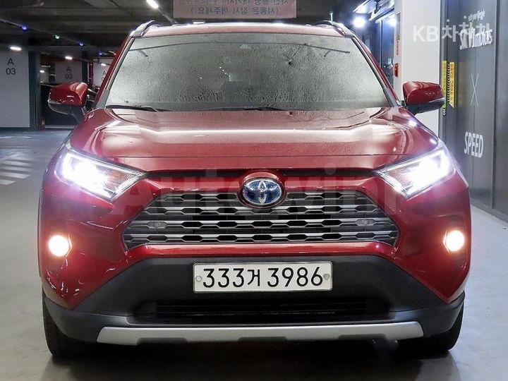 Toyota RAV4 2021 — 2