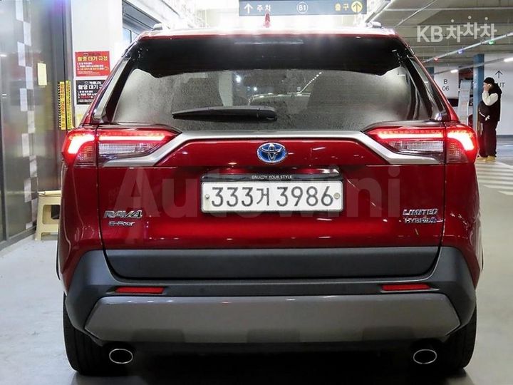 Toyota RAV4 2021 — 5