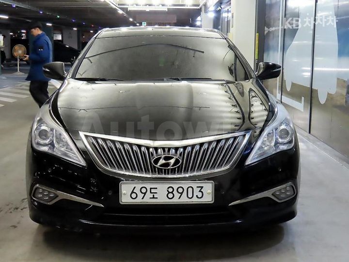 Hyundai Grandeur 2015 — 2
