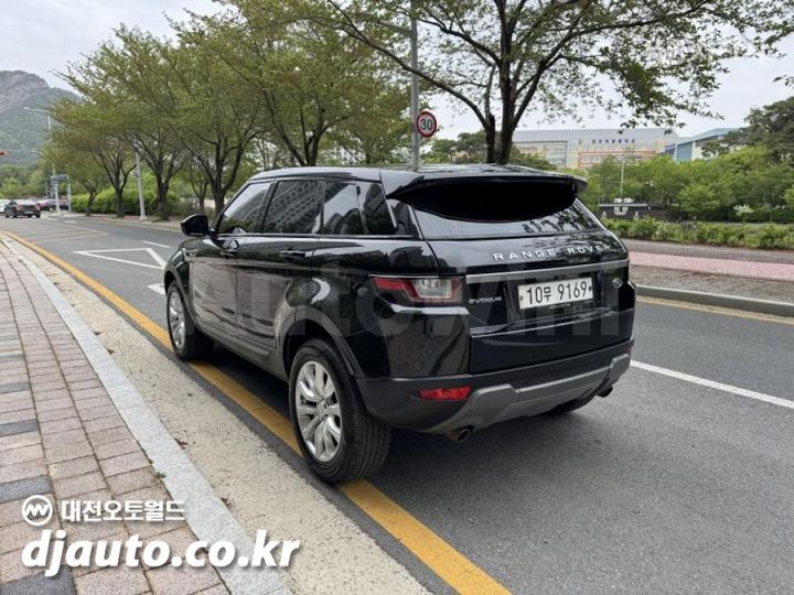 Land Rover Range Rover Evoque 2018 — 3