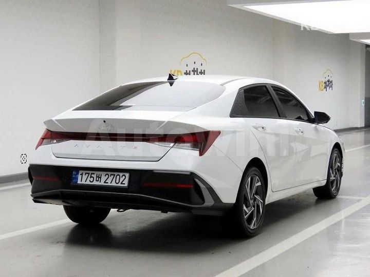 Hyundai Avante 2024 — 4