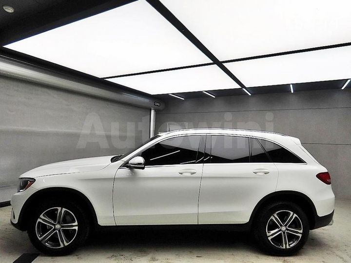 Mercedes Benz GLC Class 2017 — 4