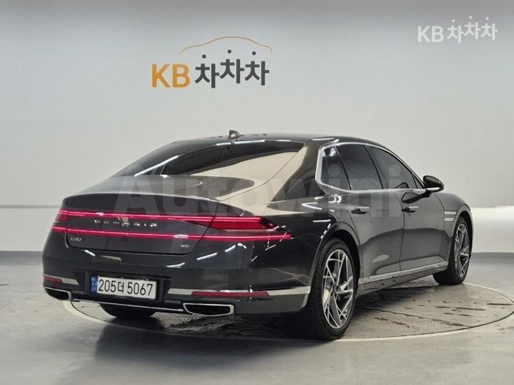 Genesis G90 2022 — 3