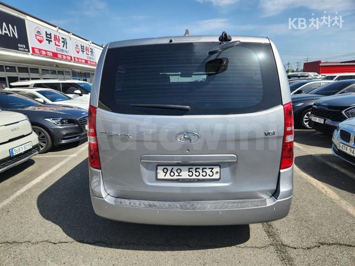 Hyundai Starex 2018 — 4