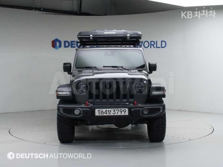 Jeep Wrangler 2020 — 3