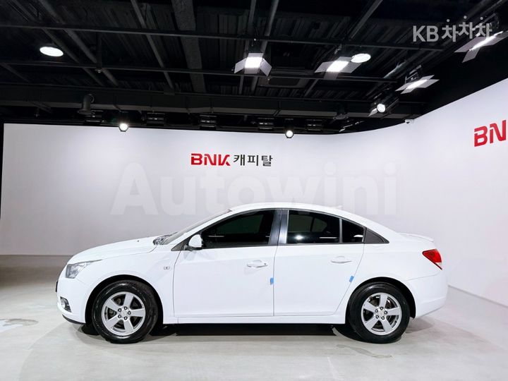 Chevrolet Cruze 2012 — 3