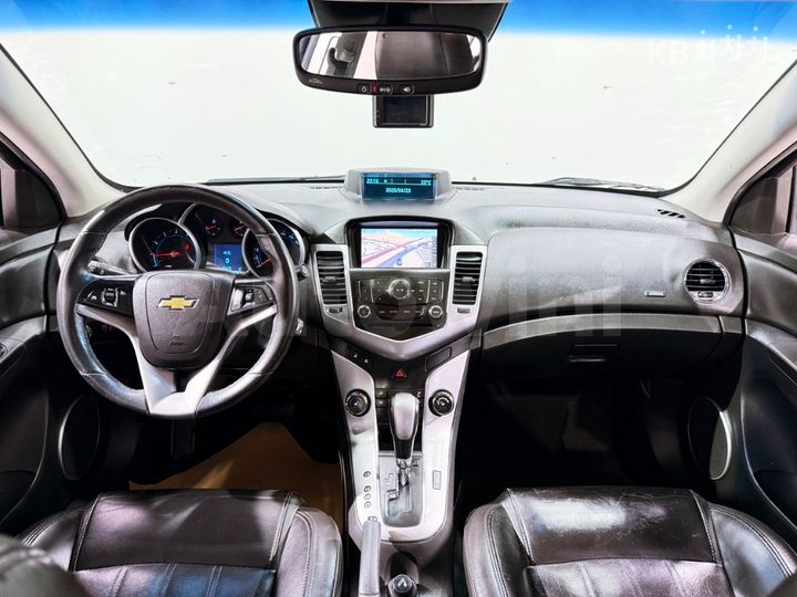 Chevrolet Cruze 2012 — 4