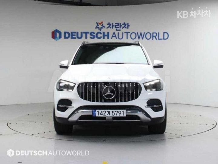 Mercedes Benz GLE Class 2023 — 3