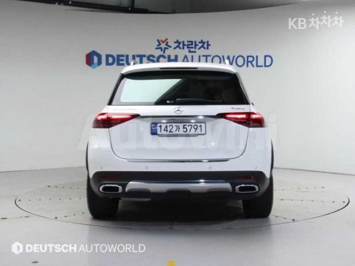 Mercedes Benz GLE Class 2023 — 4