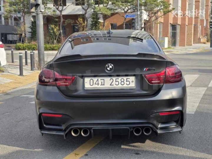 BMW M 2016 — 4