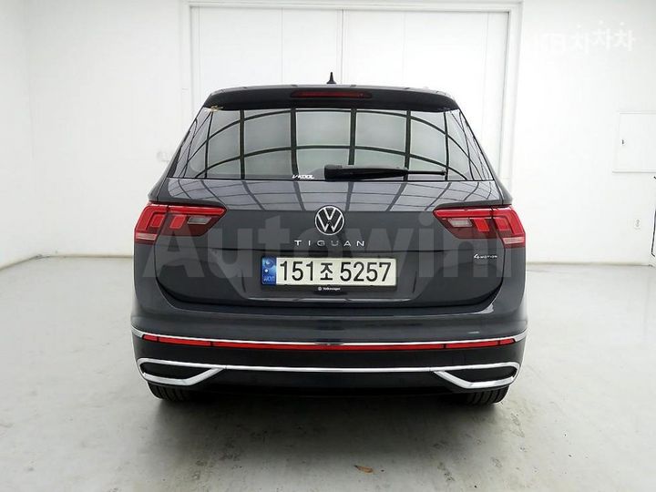 Volkswagen Tiguan 2021 — 3
