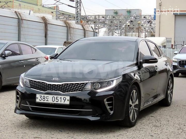 Kia K5 2016 — 2