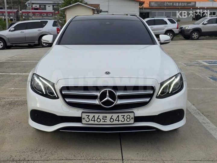 Mercedes Benz E Class 2019 — 2