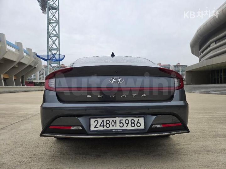 Hyundai Sonata 2021 — 4
