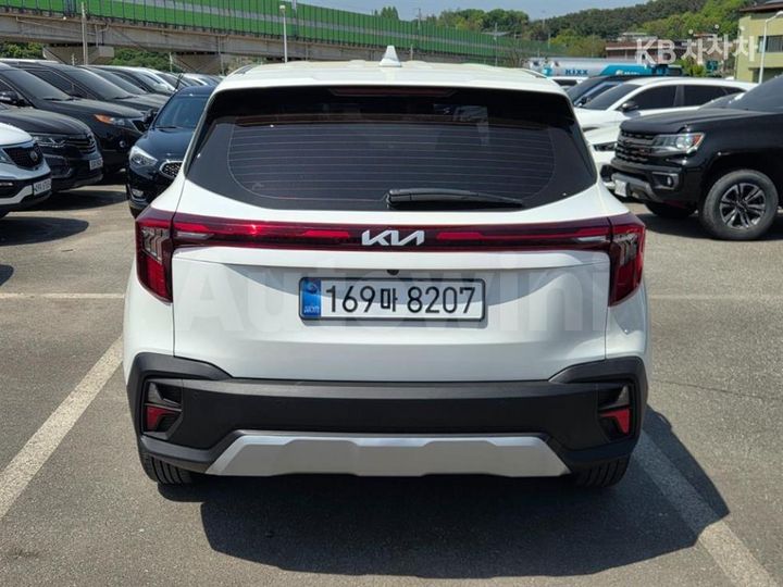 Kia Seltos 2024 — 4