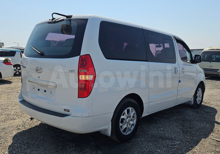 Hyundai Starex 2013 — 4