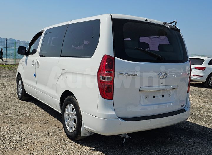 Hyundai Starex 2013 — 5