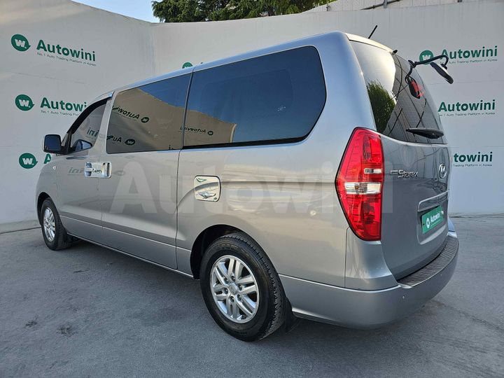 Hyundai Starex 2018 — 3
