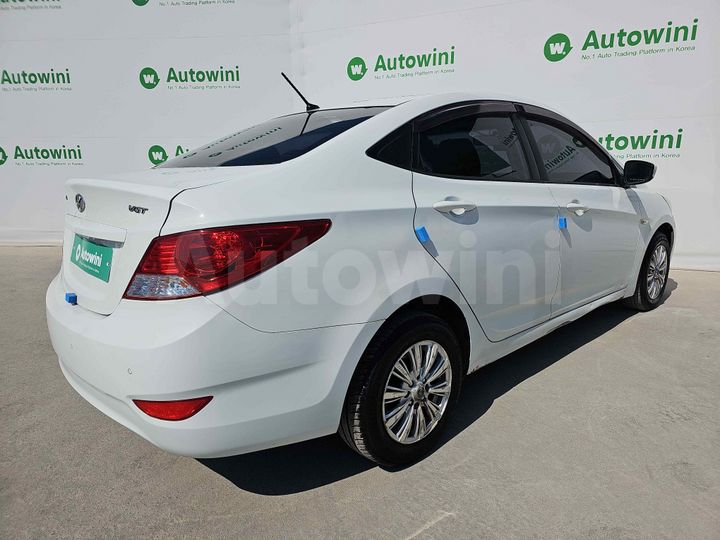 Hyundai Accent 2014 — 5