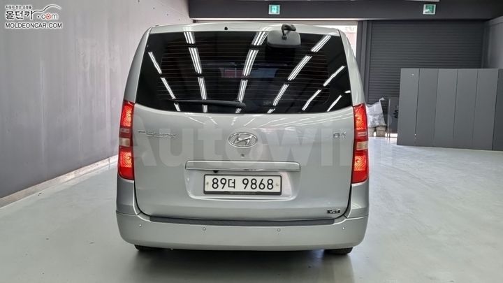 Hyundai Starex 2011 — 4