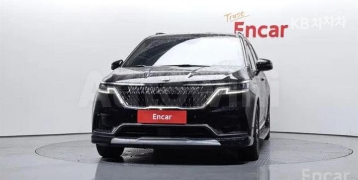 Kia Carnival 2021 — 3