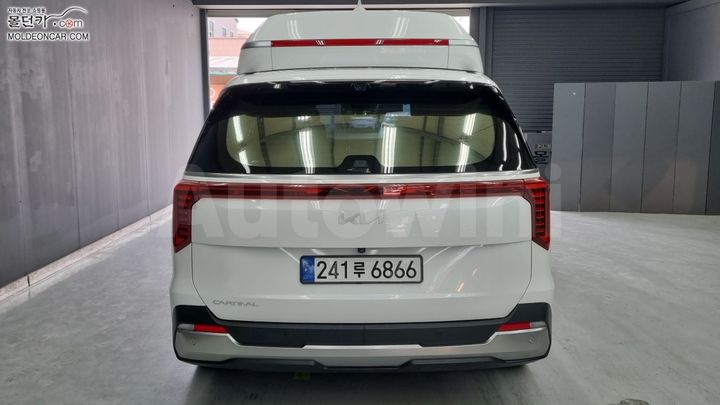 Kia Carnival 2024 — 4