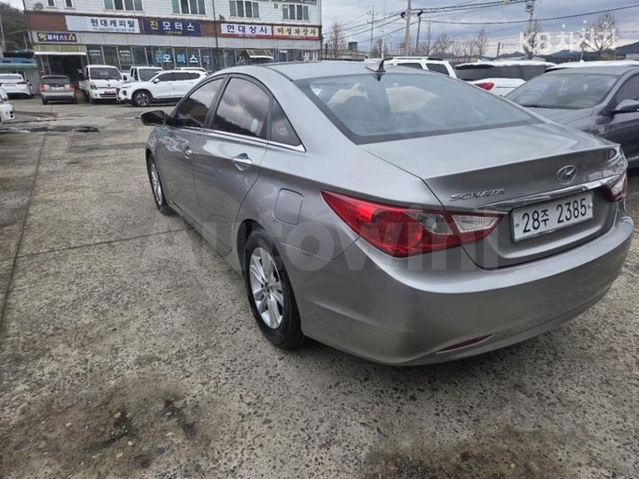 Hyundai Sonata 2011 — 5