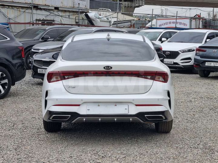 Kia K5 2021 — 4