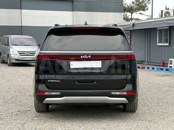 Kia Carnival 2023 — 4