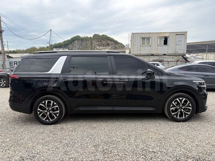 Kia Carnival 2023 — 5